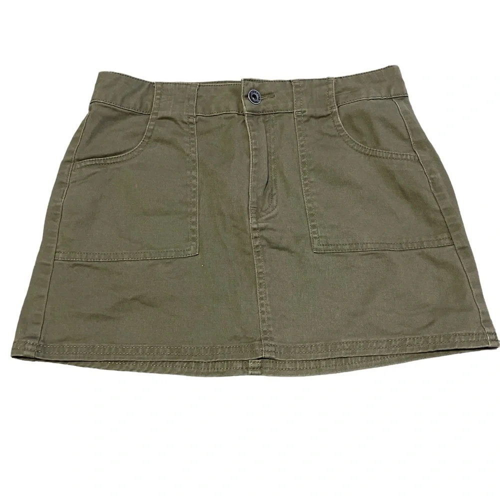 Zumiez Empyre Hawthorne Cotton Blend Olive Green Classic Mini Skirt Size 3